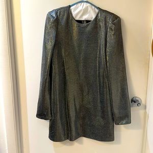 PERFECT FOR HOLIDAY 🪩🪩🪩 H&M shiny silver strong shoulder minidress